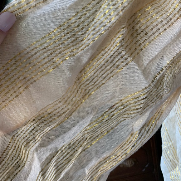 Yellow Gold Glitter Scarf - Picture 5 of 7